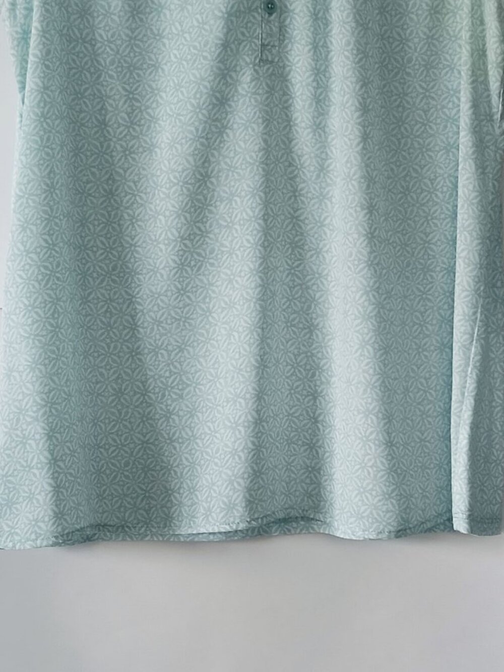 LOFT Seafoam Blue Sleeveless Floral Blouse Size M - Picture 4 of 10